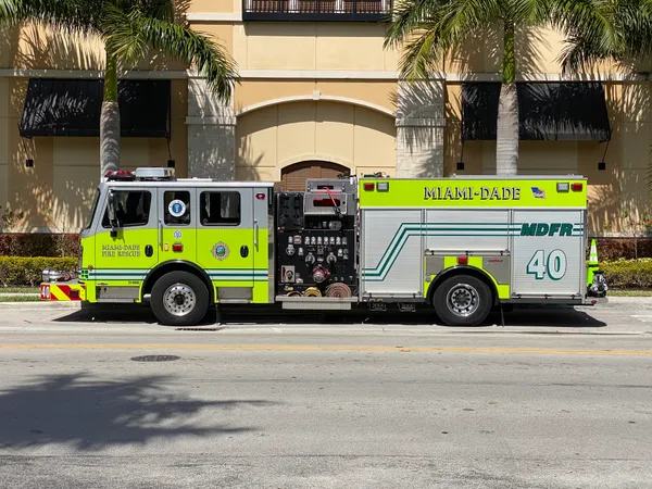 Eight hospitalized after multi-vehicle collision in Southwest Miami-Dade; investigators review circumstances and roadway impacts